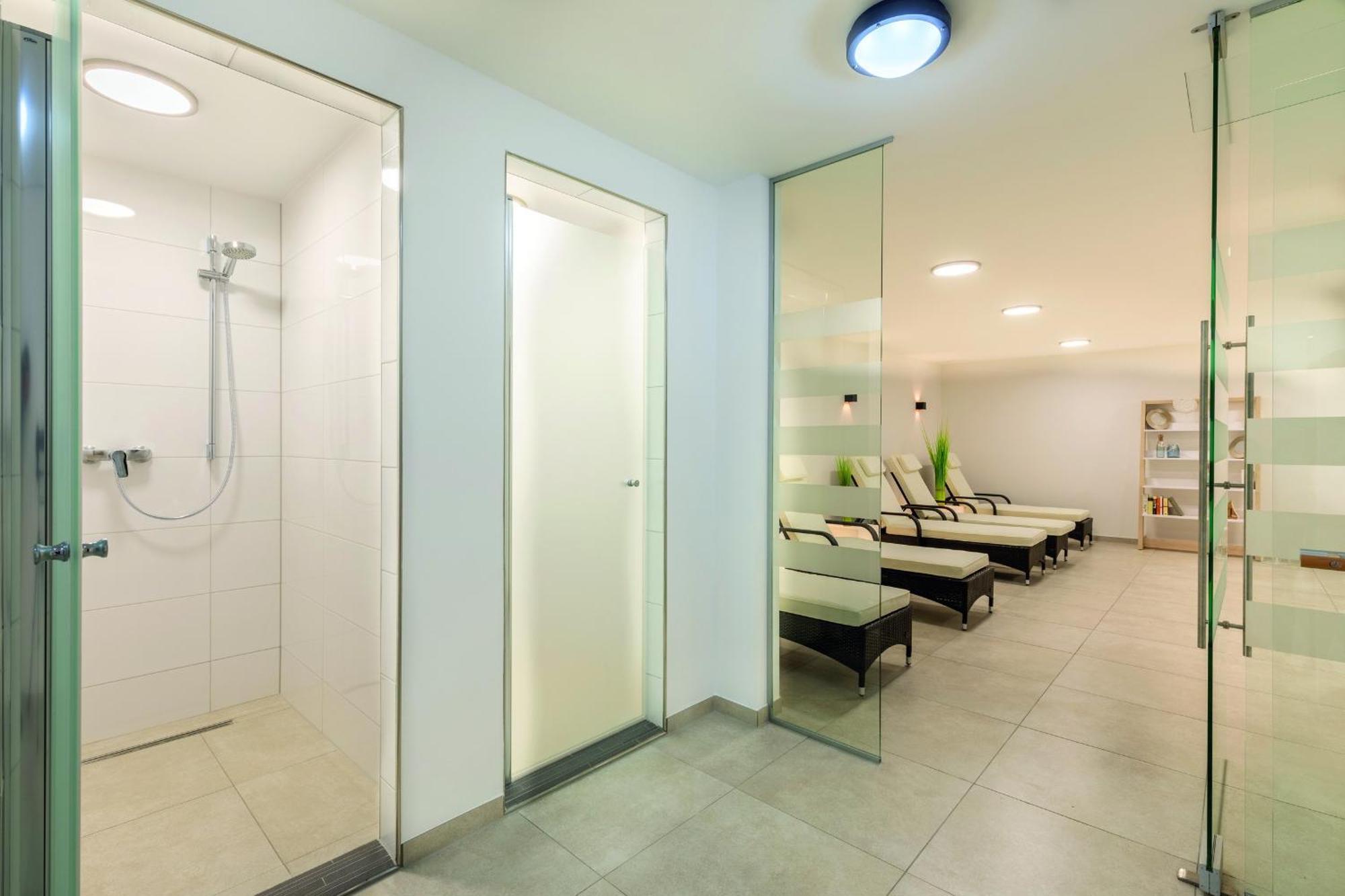 Aparthotel Ostseeallee Aparthotel Ostseeallee 3-19 Болтенхаген Екстериор снимка